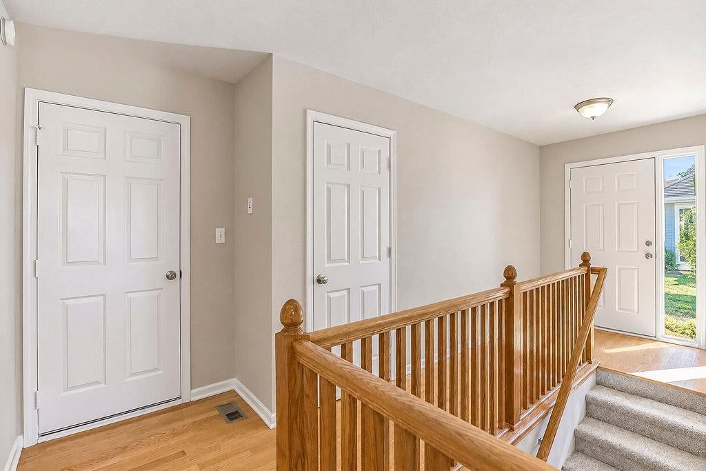 Photo 5 of 35 - 792 S Poplar Street, Gardner, KS 66030
