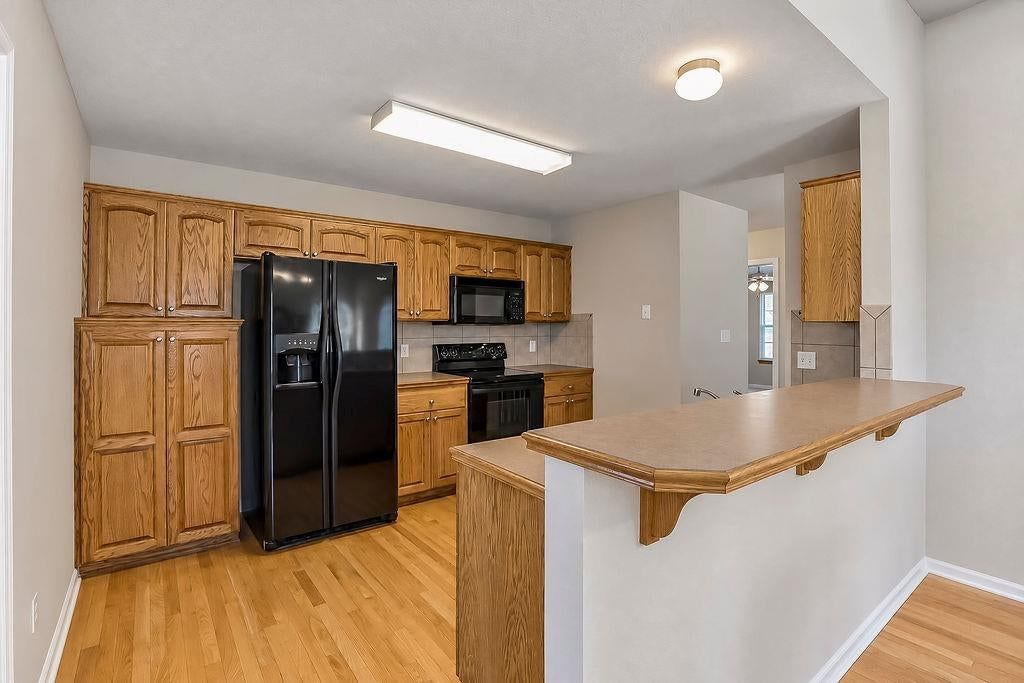 Photo 9 of 35 - 792 S Poplar Street, Gardner, KS 66030