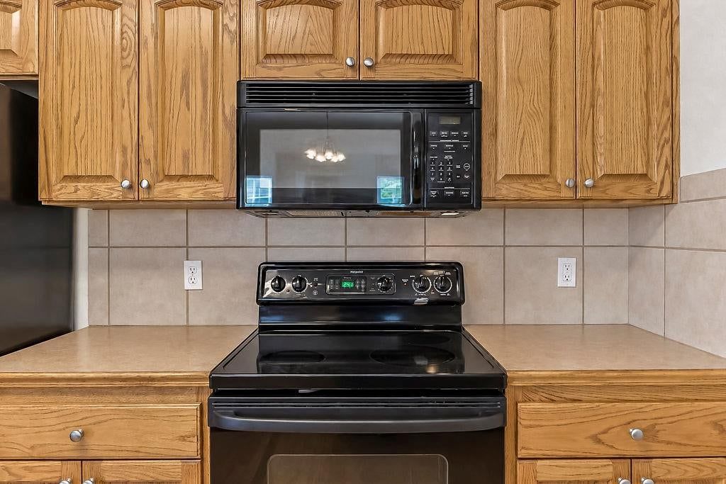 Photo 14 of 35 - 792 S Poplar Street, Gardner, KS 66030