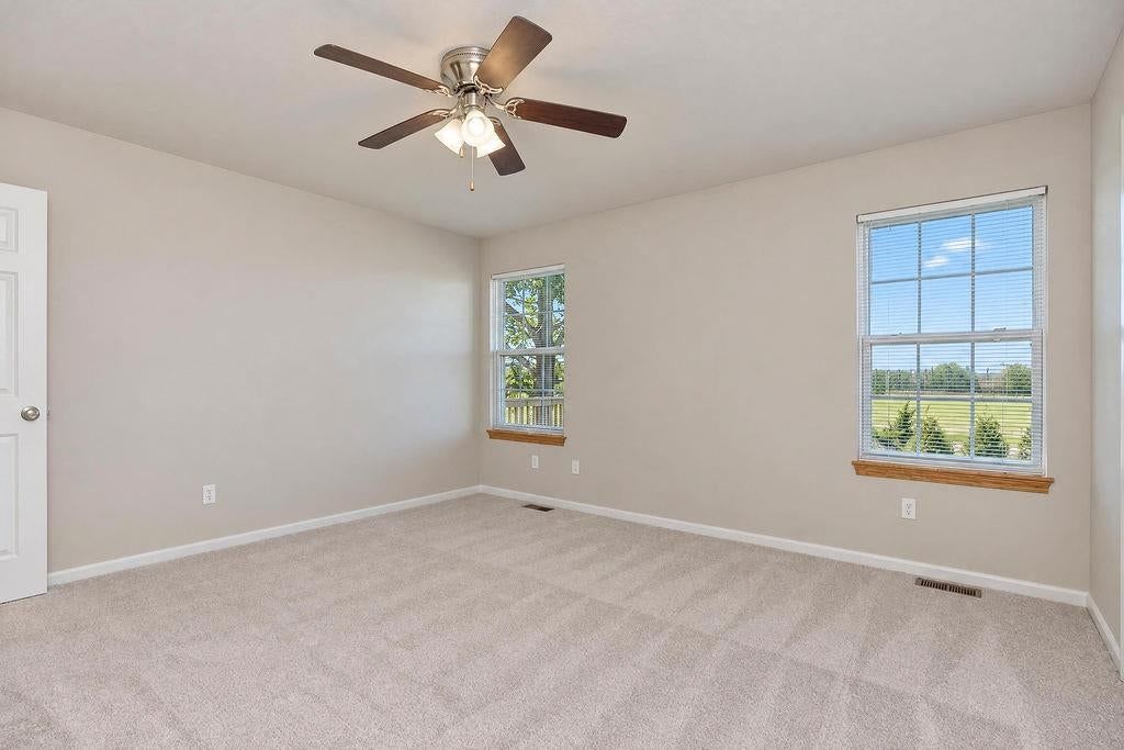 Photo 15 of 35 - 792 S Poplar Street, Gardner, KS 66030