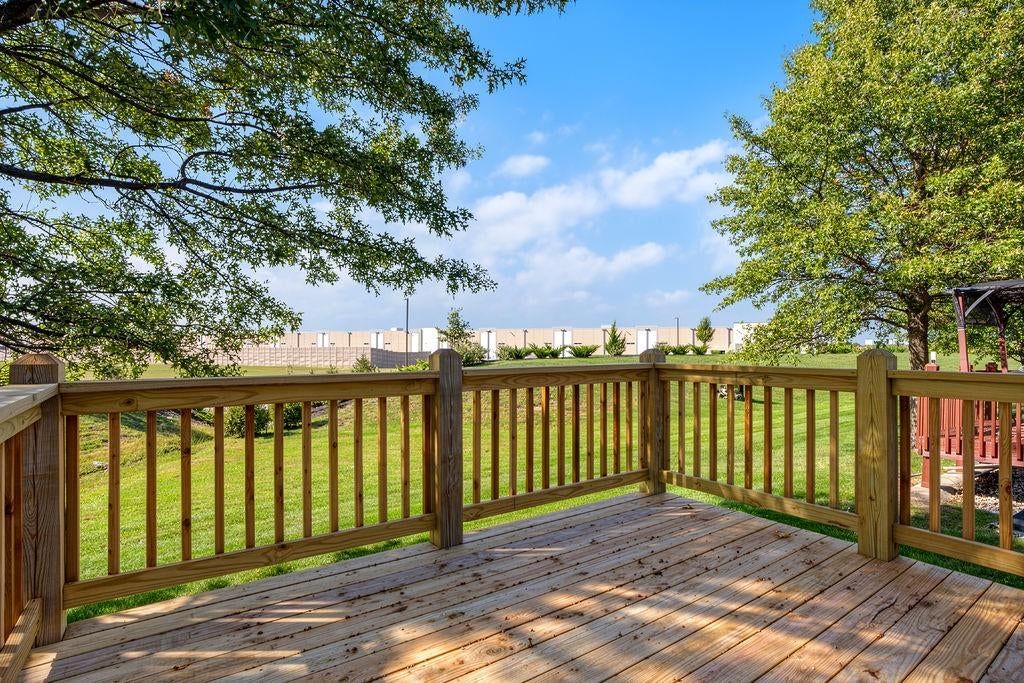 Photo 30 of 35 - 792 S Poplar Street, Gardner, KS 66030
