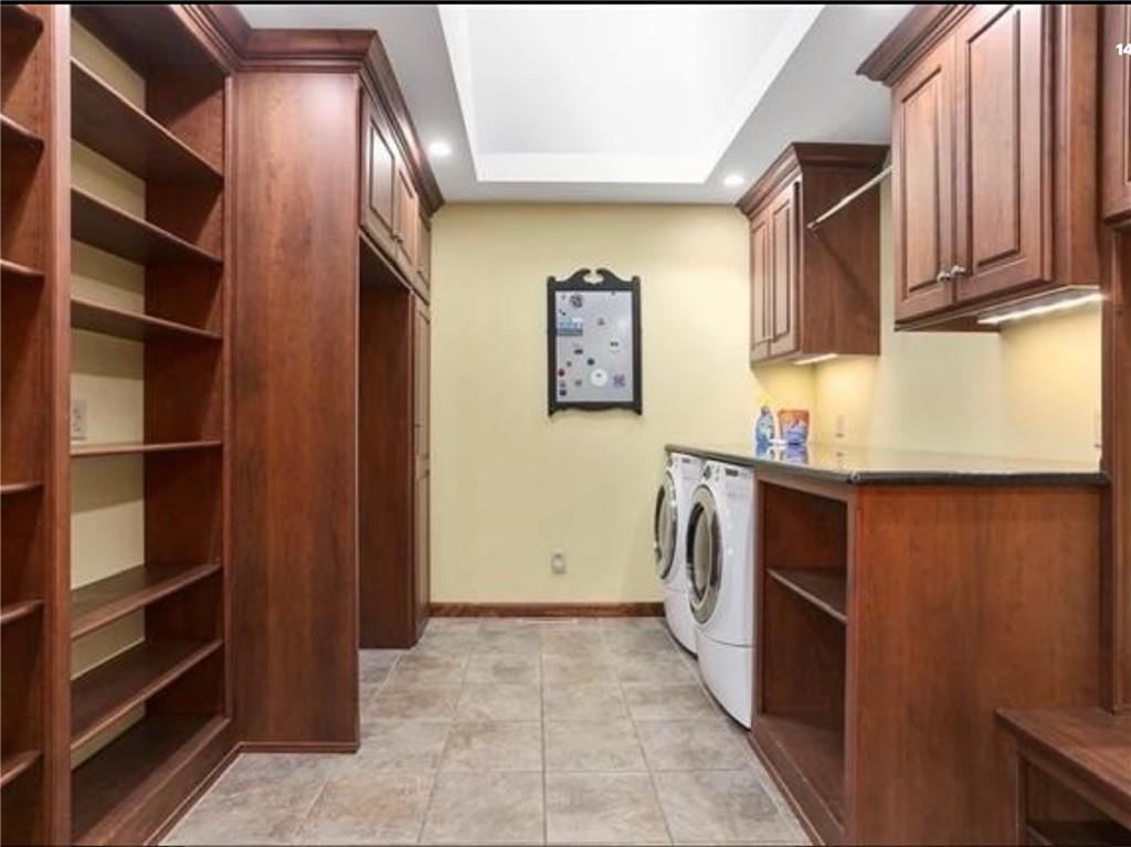 Mudroom built-ins at 7955 NW Bridle Parc Lane, Kansas City, MO 64152