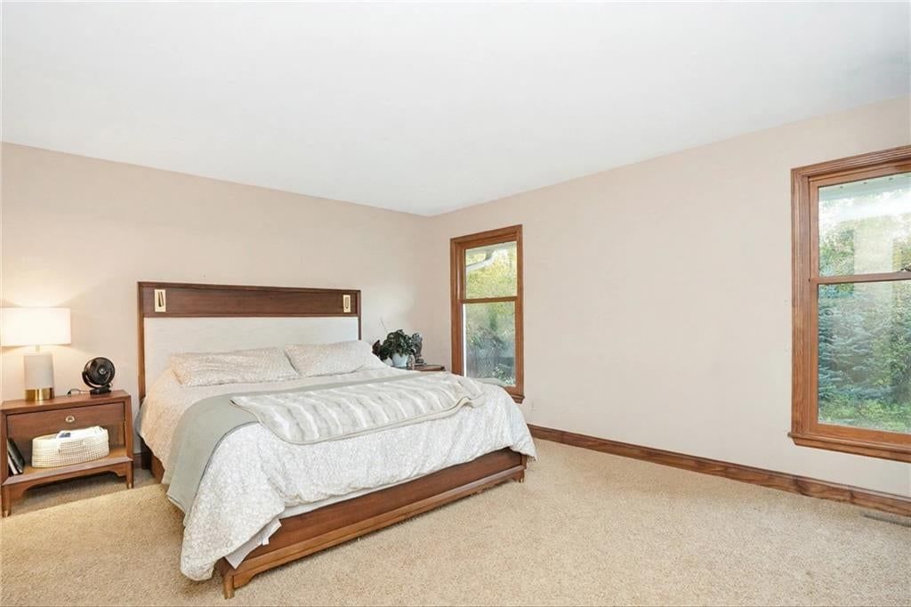 Photo 20 of 50 - 7955 NW Bridle Parc Lane, Kansas City, MO 64152