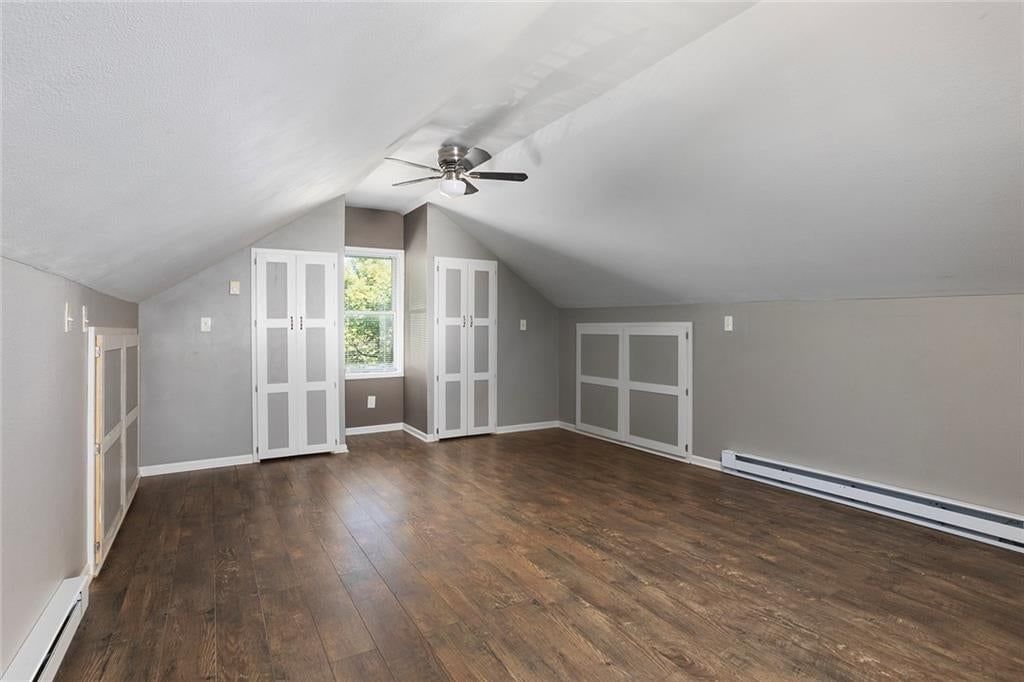 Photo 16 of 25 - 705 NE Lindberg Drive, Kansas City, MO 64118