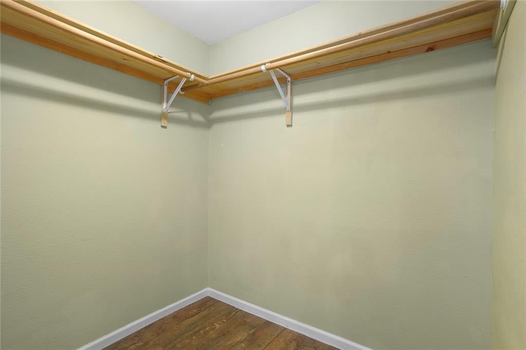 Photo 20 of 25 - 705 NE Lindberg Drive, Kansas City, MO 64118