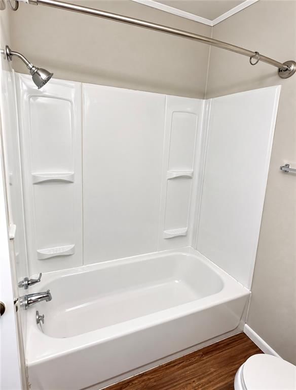 Photo 5 of 6 - 11215 E 51st Street, Raytown, MO 64133