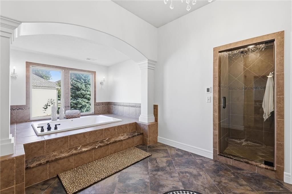 Photo 31: freestanding tub, 9428 W 157th Place, Overland Park, KS 66221