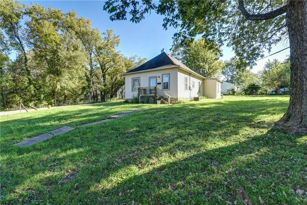 125 N Overton Avenue, Independence, MO
