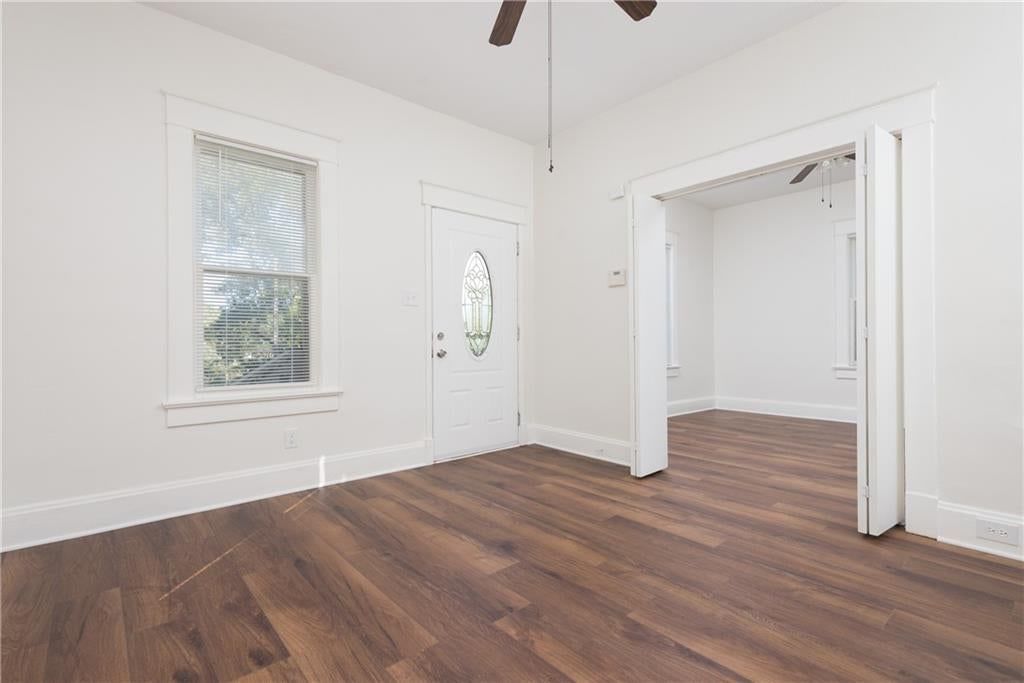 Photo 10 of 39 - 125 N Overton Avenue, Independence, MO 64053