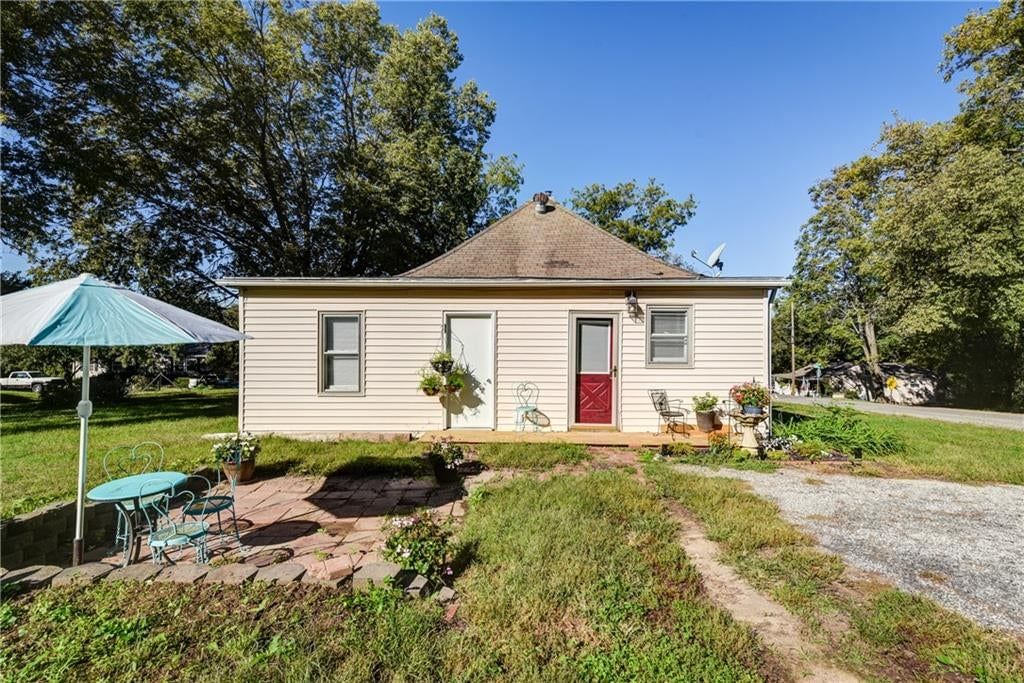 Photo 30 of 39 - 125 N Overton Avenue, Independence, MO 64053