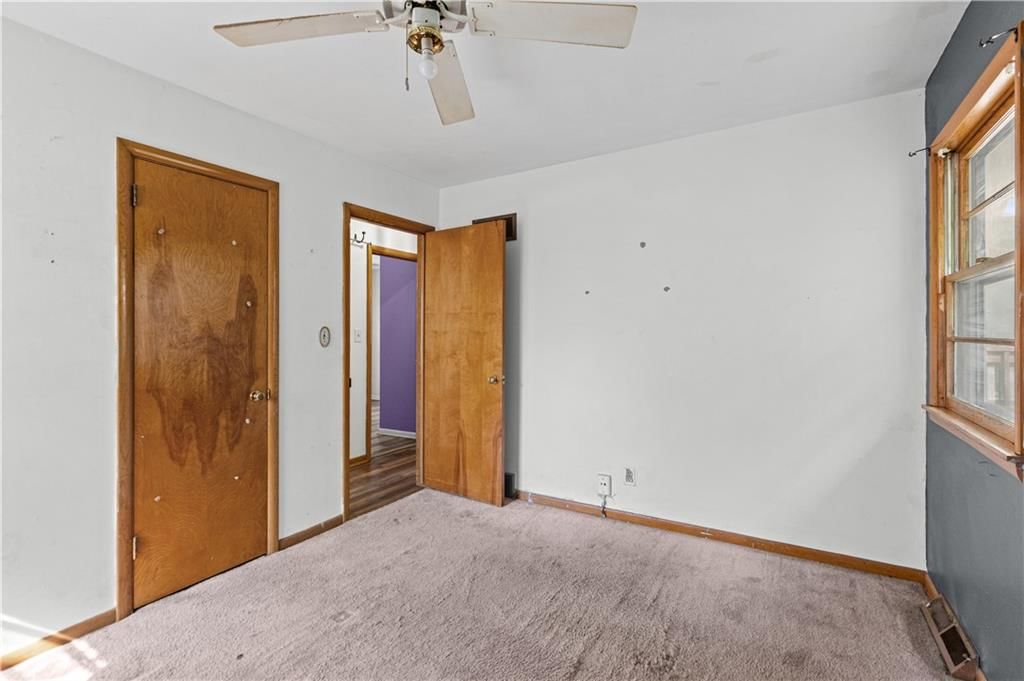 Photo 18 of 28 - 413 Maple Street, Liberty, MO 64068