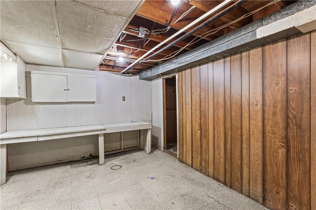 Photo 19 of 28 - 413 Maple Street, Liberty, MO 64068