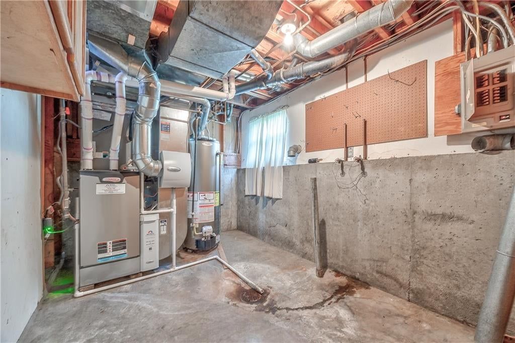 Photo 19 of 27 - 8006 E 89th Street, Kansas City, MO 64138