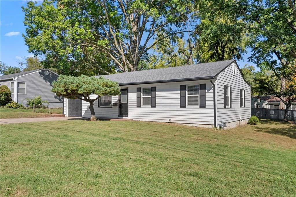 16618 E Salisbury Road, Independence, MO: listing photo 3