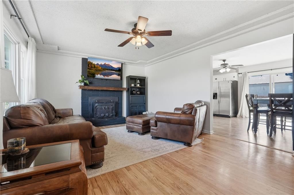 Photo 8 of 29 - 9005 79th Street E, Raytown, MO 64138