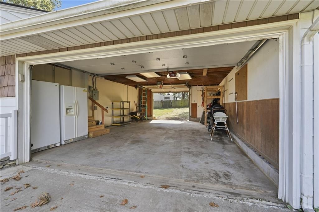 Photo 23 of 29 - 9005 79th Street E, Raytown, MO 64138