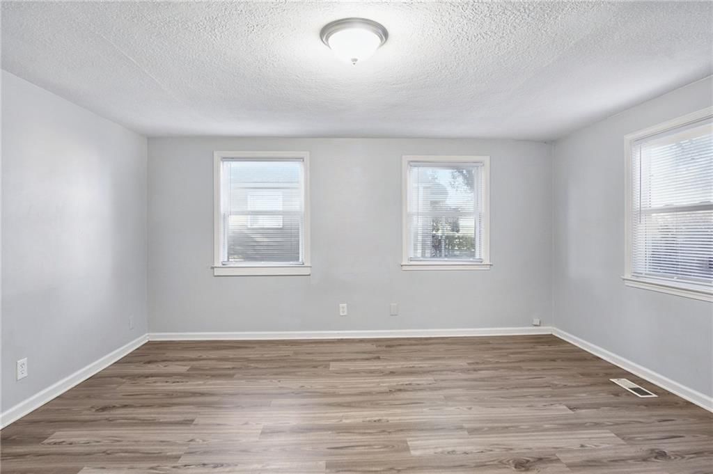 2316 Blue Ridge Terrace, Independence, MO: listing photo 3