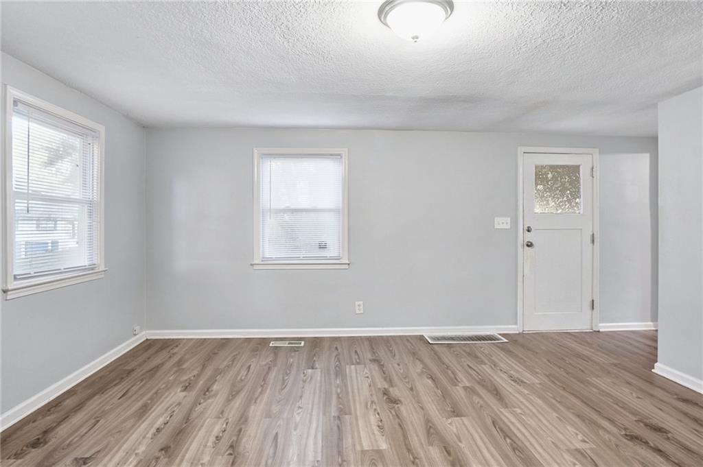 2316 Blue Ridge Terrace, Independence, MO: listing photo 2