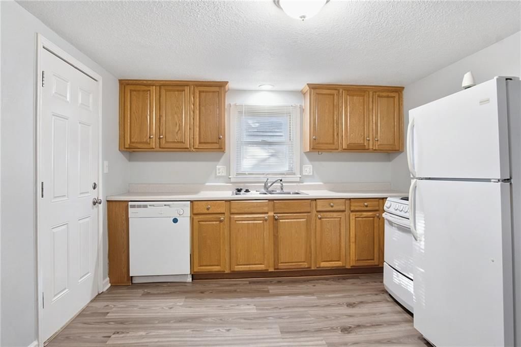 Photo 7 of 33 - 2316 Blue Ridge Terrace, Independence, MO 64052