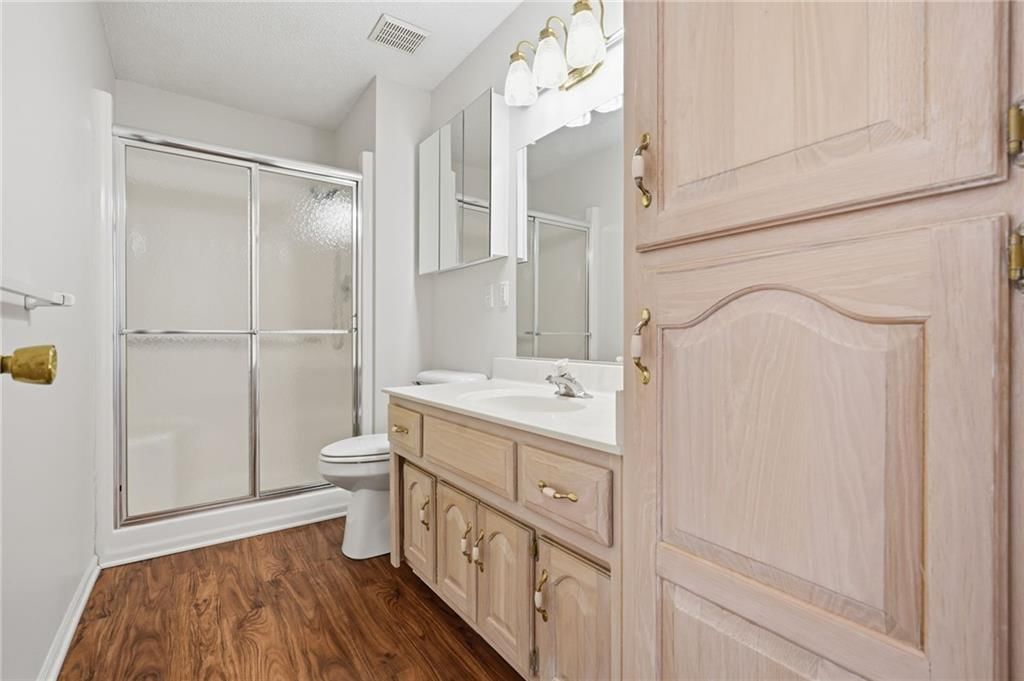 Photo 20 of 26 - 502 S Saturn Drive, Raymore, MO 64083