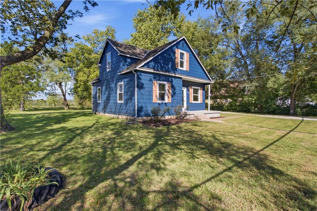 204 W Nelson Street, Edgerton, KS: listing photo 3