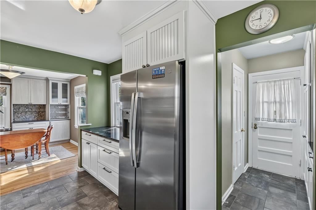 Photo 14 of 32 - 635 E 65th Street, Kansas City, MO 64131