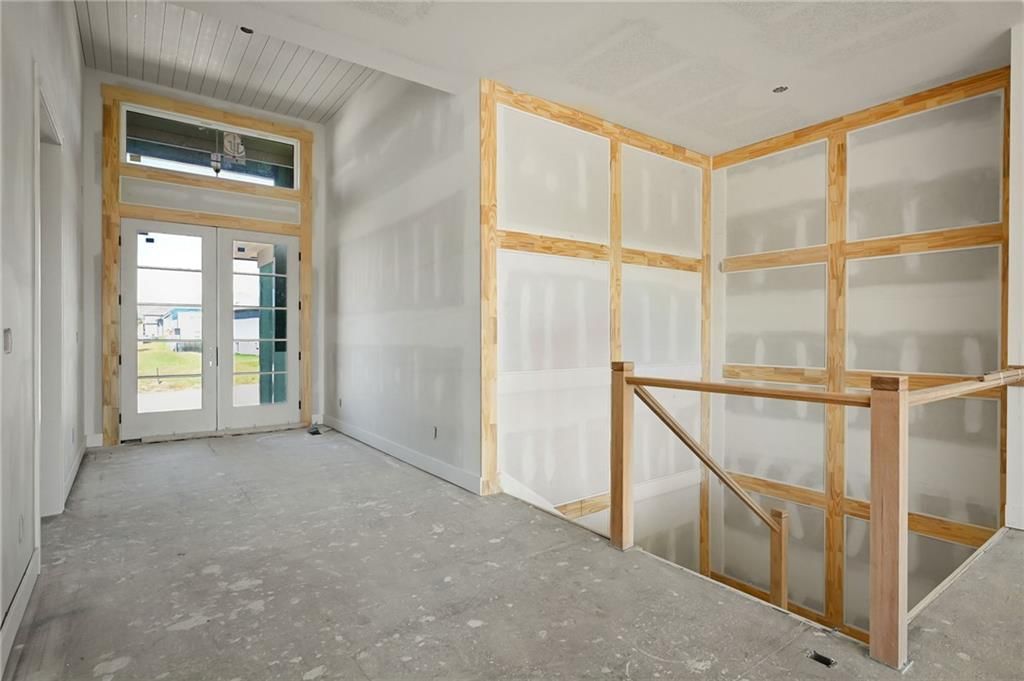 905 Savannah Lane, Greenwood, MO: listing photo 3