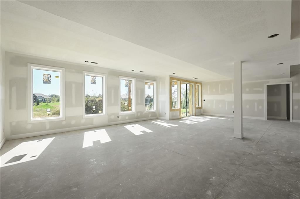 Finished basement at 905 Savannah Lane, Greenwood, MO 64034