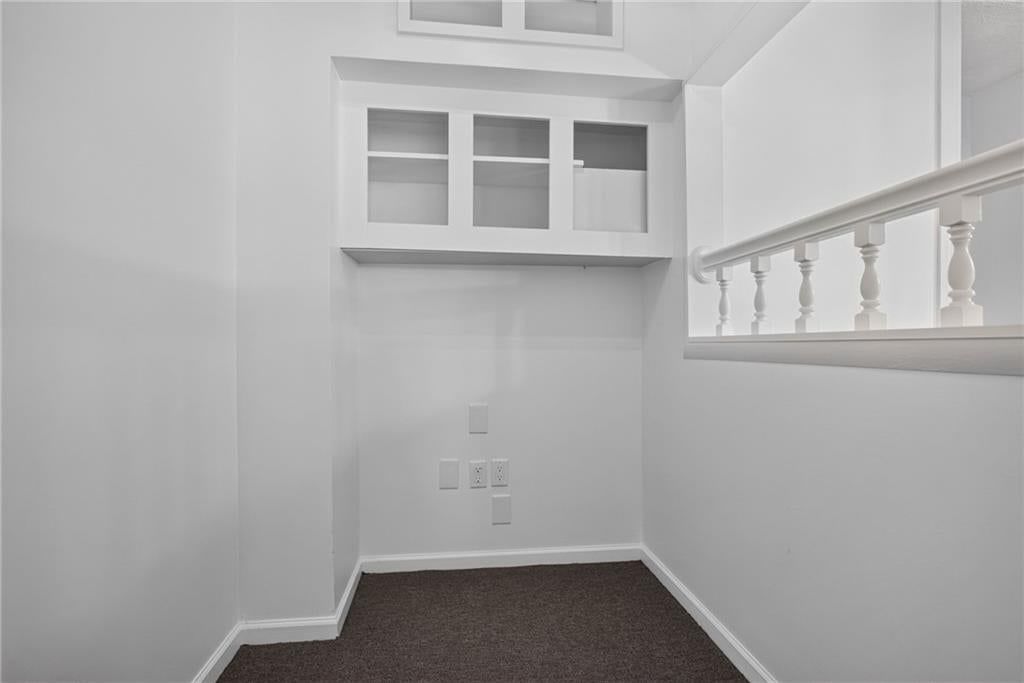 Photo 16 of 30 - 4909 N Manchester Avenue, Kansas City, MO 64119