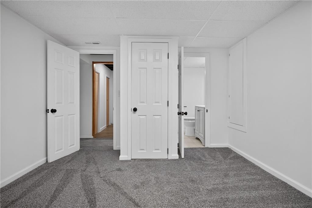 Photo 21 of 30 - 4909 N Manchester Avenue, Kansas City, MO 64119