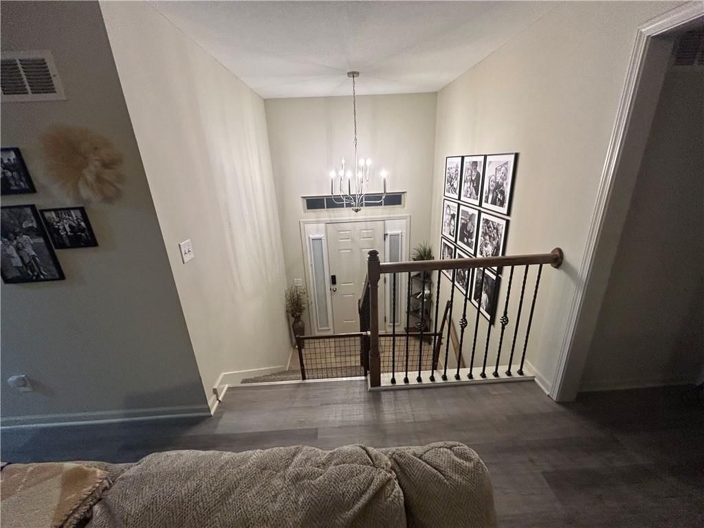8935 NE 116th Place, Kansas City, MO: listing photo 3