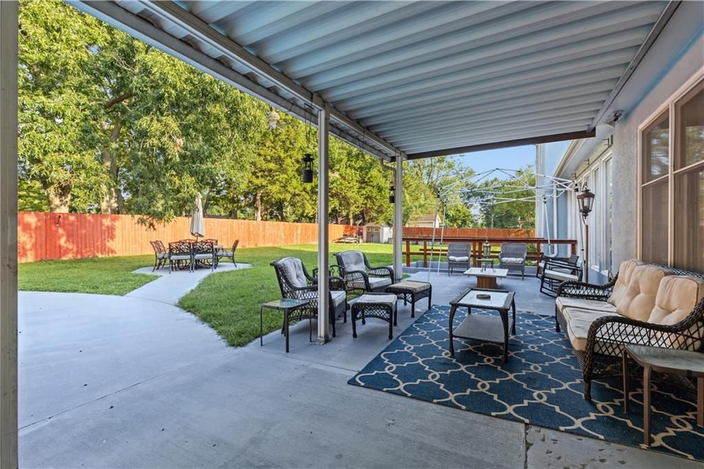 Covered patio at 7407 Marion Avenue, Kansas City, MO 64133