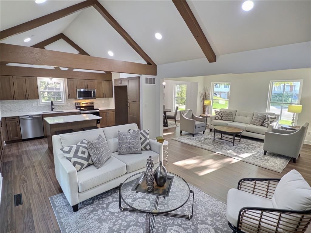 Photo 9 of 41 - 8809 Widmer Road, Lenexa, KS 66215
