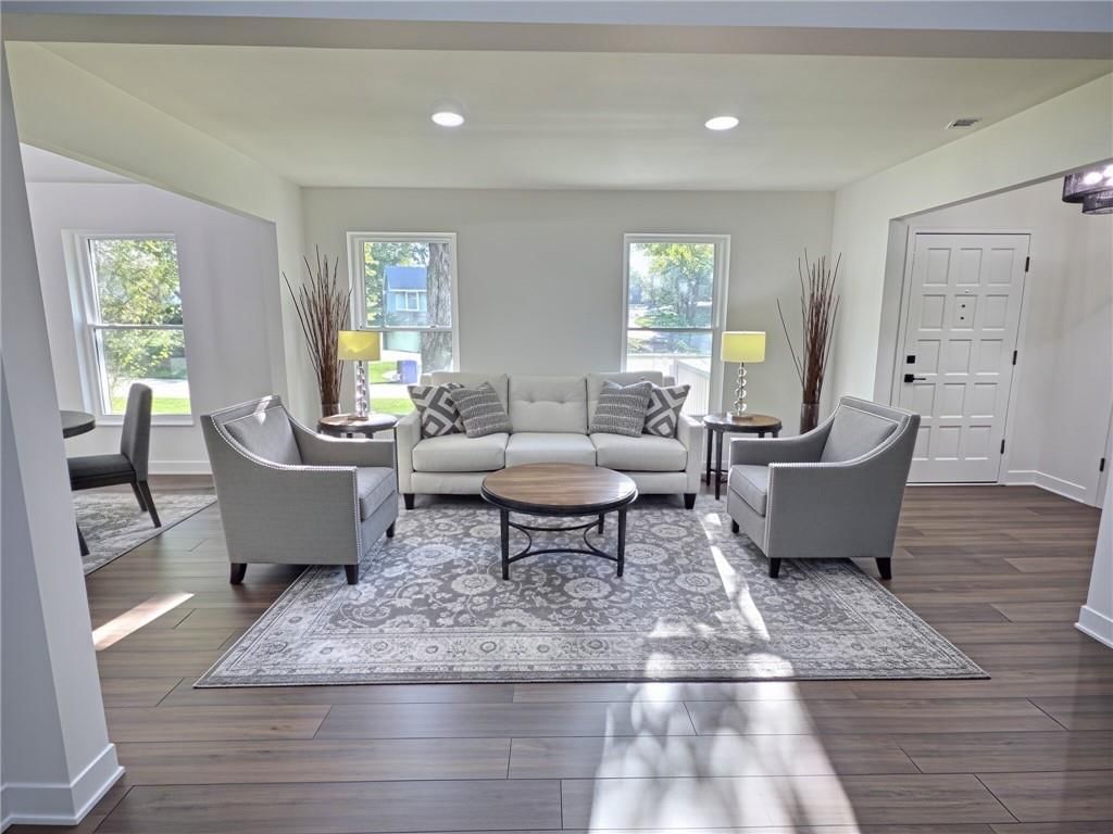 Photo 10 of 41 - 8809 Widmer Road, Lenexa, KS 66215