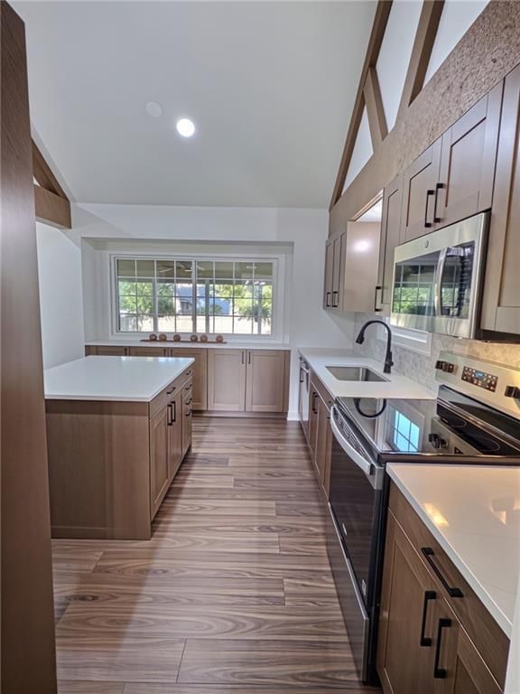 Photo 13 of 41 - 8809 Widmer Road, Lenexa, KS 66215