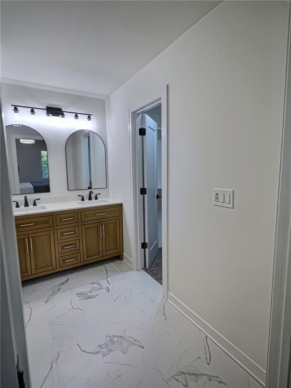 Photo 21 of 41 - 8809 Widmer Road, Lenexa, KS 66215