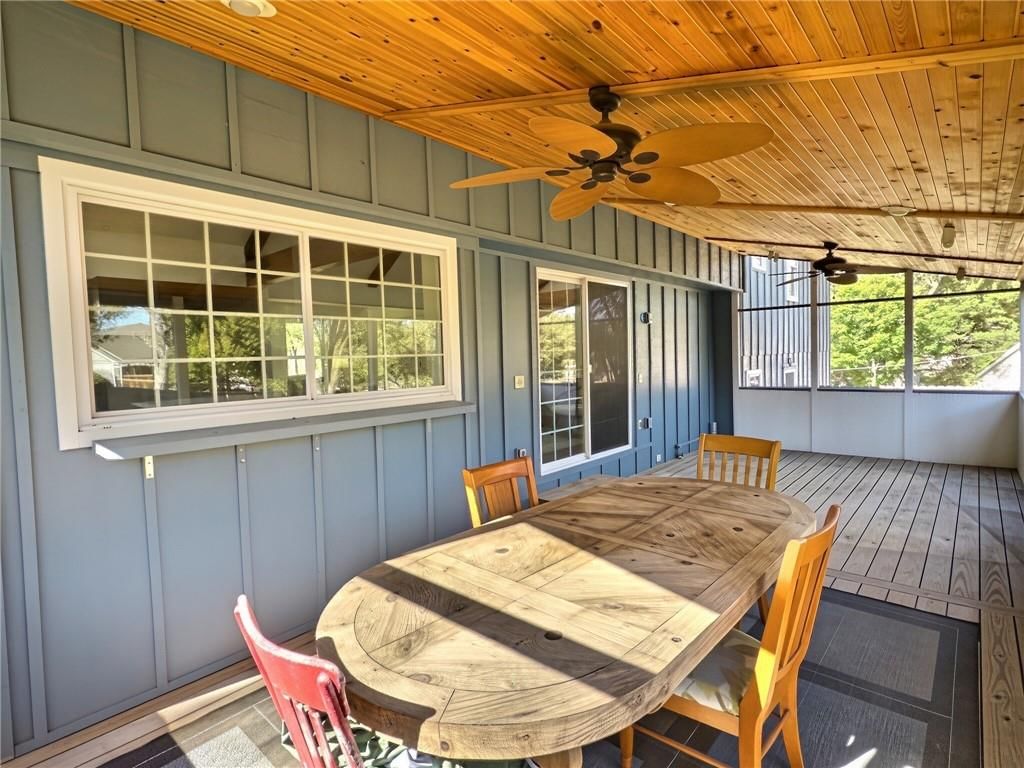 Photo 33 of 41 - 8809 Widmer Road, Lenexa, KS 66215