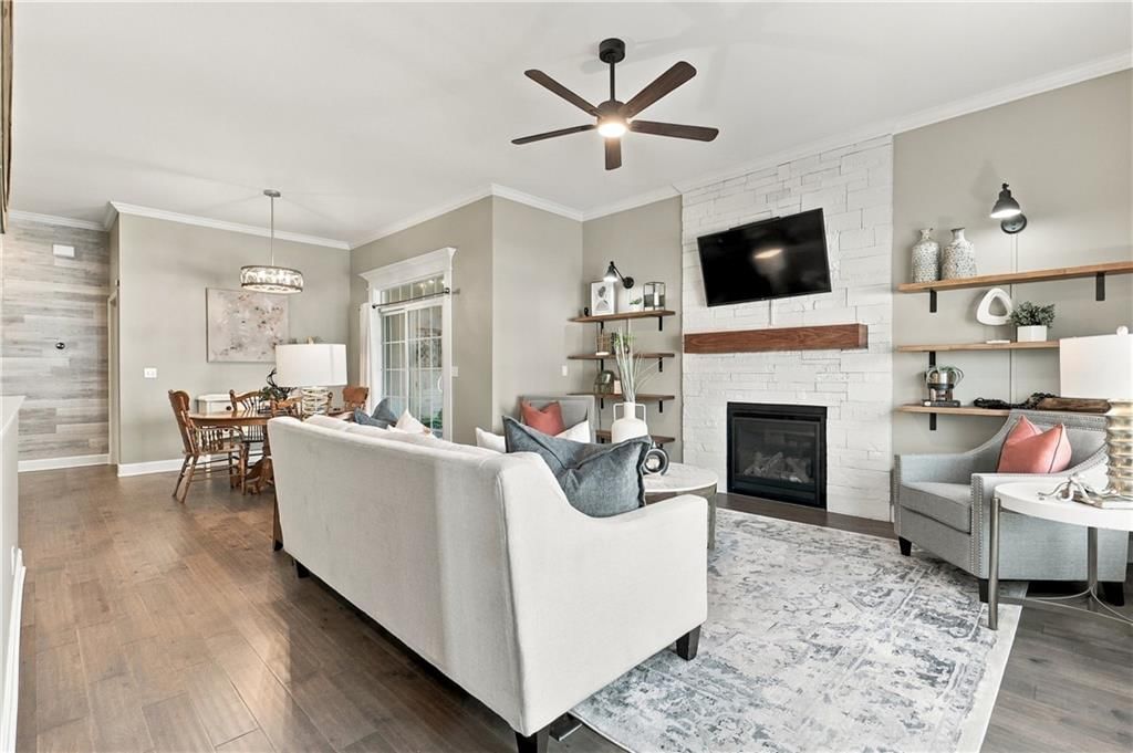11010 Charlotte Street, Kansas City, MO: listing photo 3