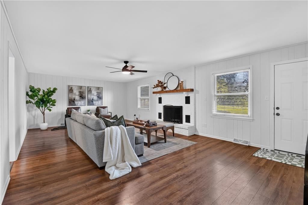 Photo 12 of 65 - 7404 E 197th Street, Belton, MO 64012