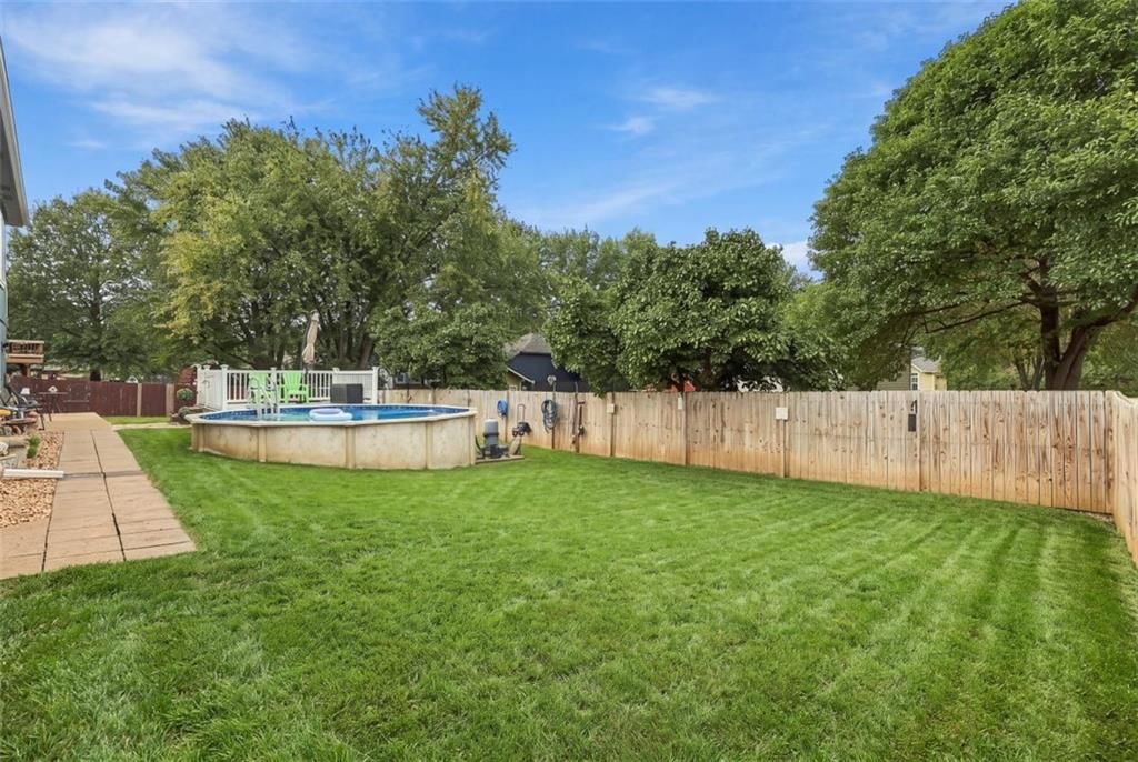Photo 58 of 65 - 1742 S 105th Street, Edwardsville, KS 66111