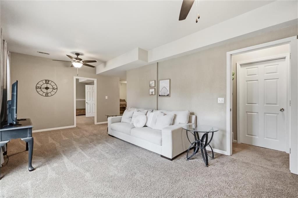 Photo 34 of 65 - 1742 S 105th Street, Edwardsville, KS 66111