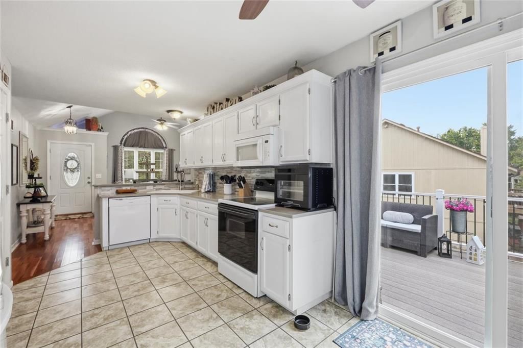 Photo 17 of 65 - 1742 S 105th Street, Edwardsville, KS 66111