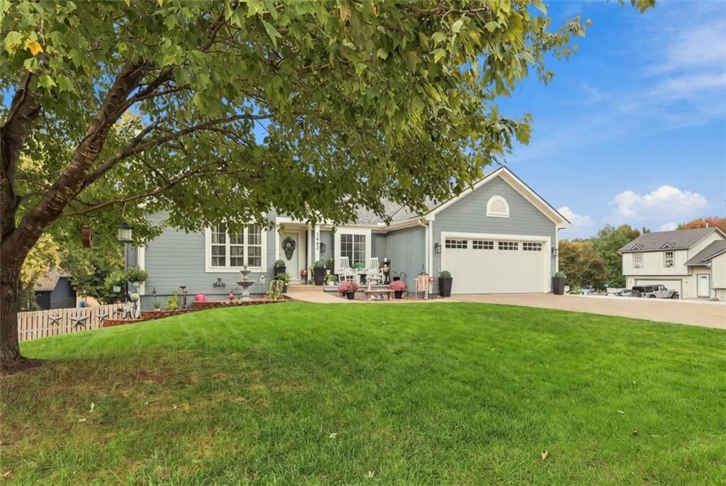 Photo 5 of 65 - 1742 S 105th Street, Edwardsville, KS 66111