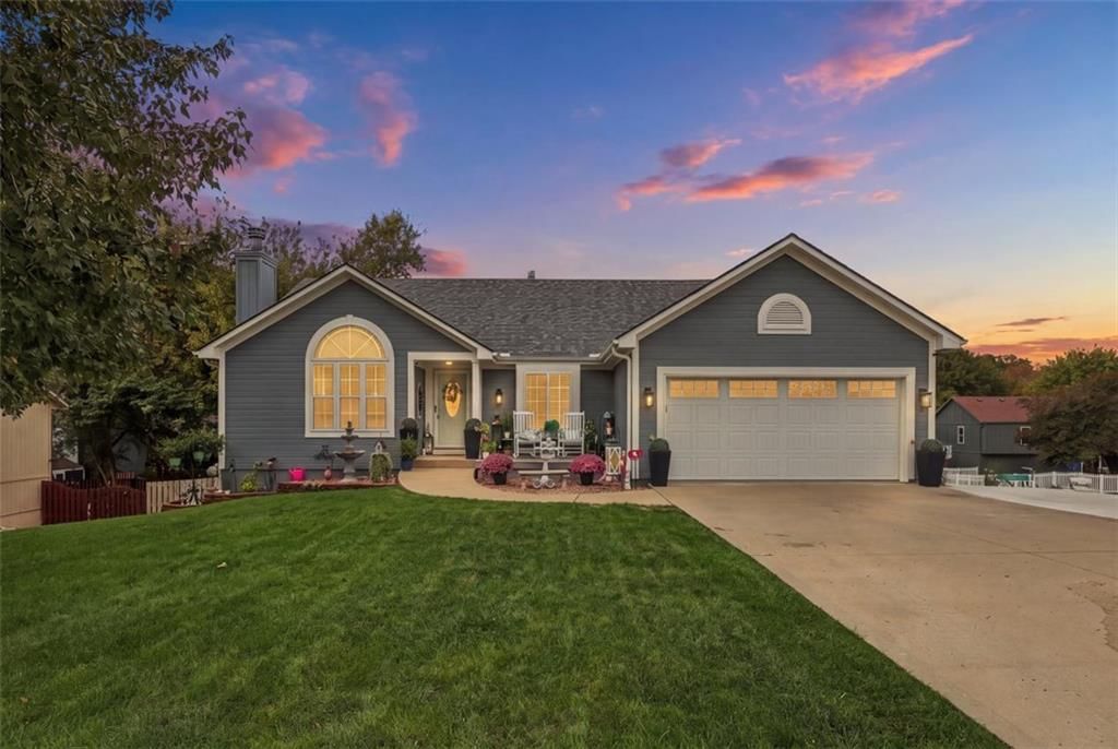 1742 S 105th Street, Edwardsville, KS: listing photo 3