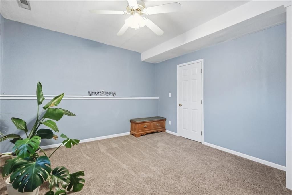 Photo 35 of 65 - 1742 S 105th Street, Edwardsville, KS 66111