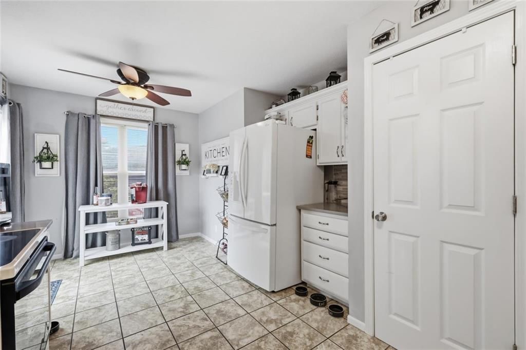 Photo 19 of 65 - 1742 S 105th Street, Edwardsville, KS 66111