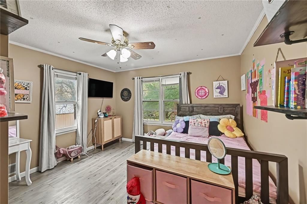 Photo 17 of 37 - 14900 E Kentucky Road, Independence, MO 64050