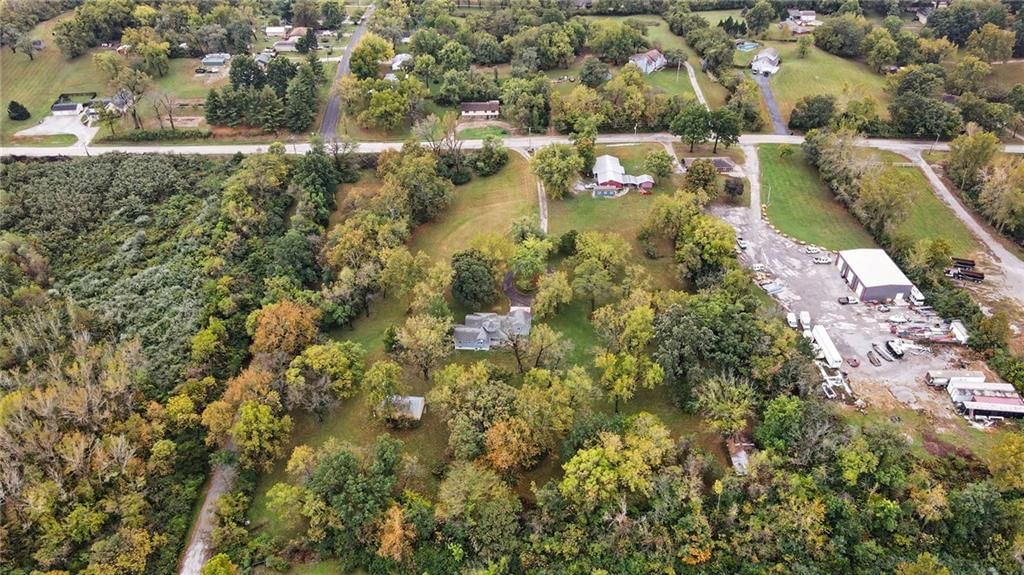 Photo 31 of 37 - 14900 E Kentucky Road, Independence, MO 64050