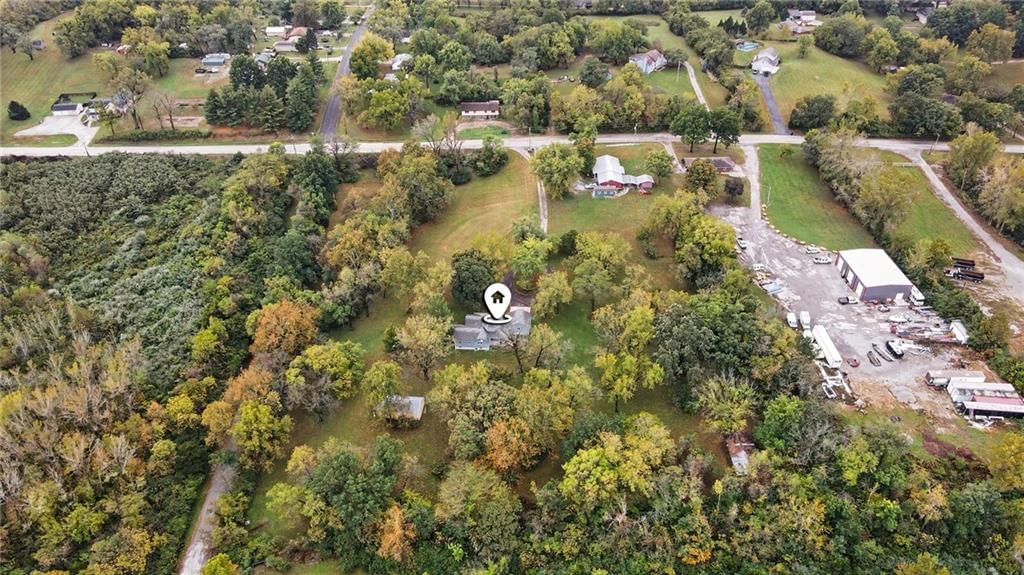 Photo 33 of 37 - 14900 E Kentucky Road, Independence, MO 64050