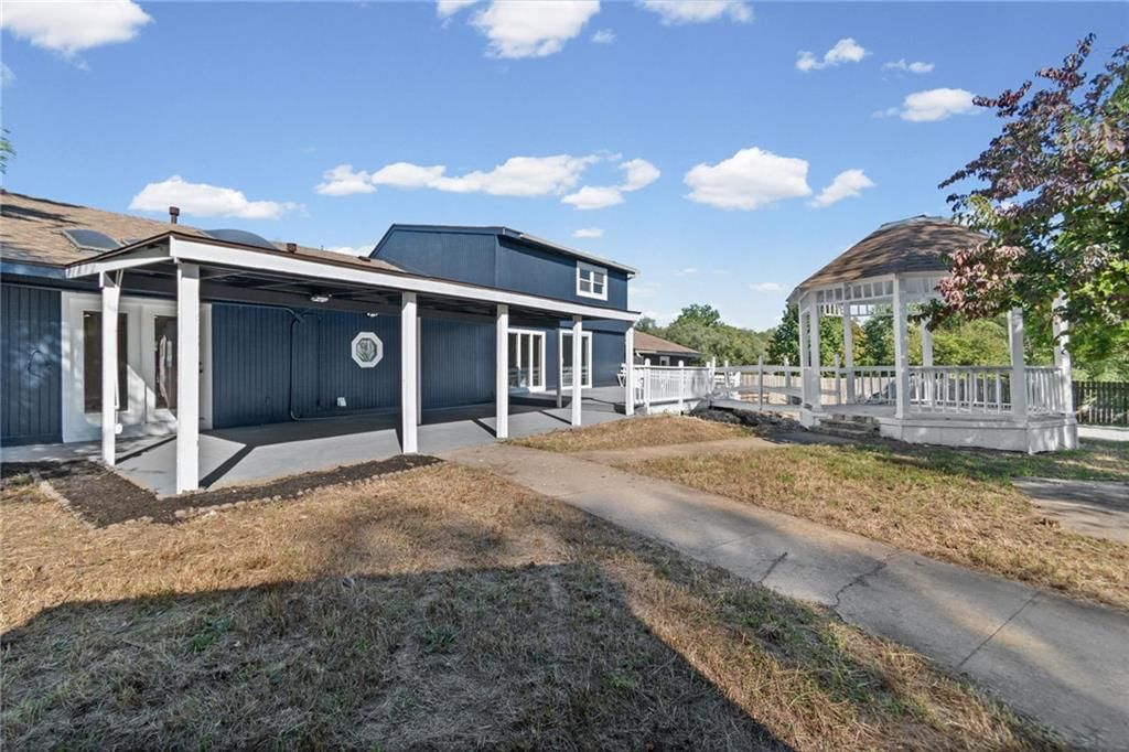 3101 56th Terrace, Kansas City, MO: listing photo 3